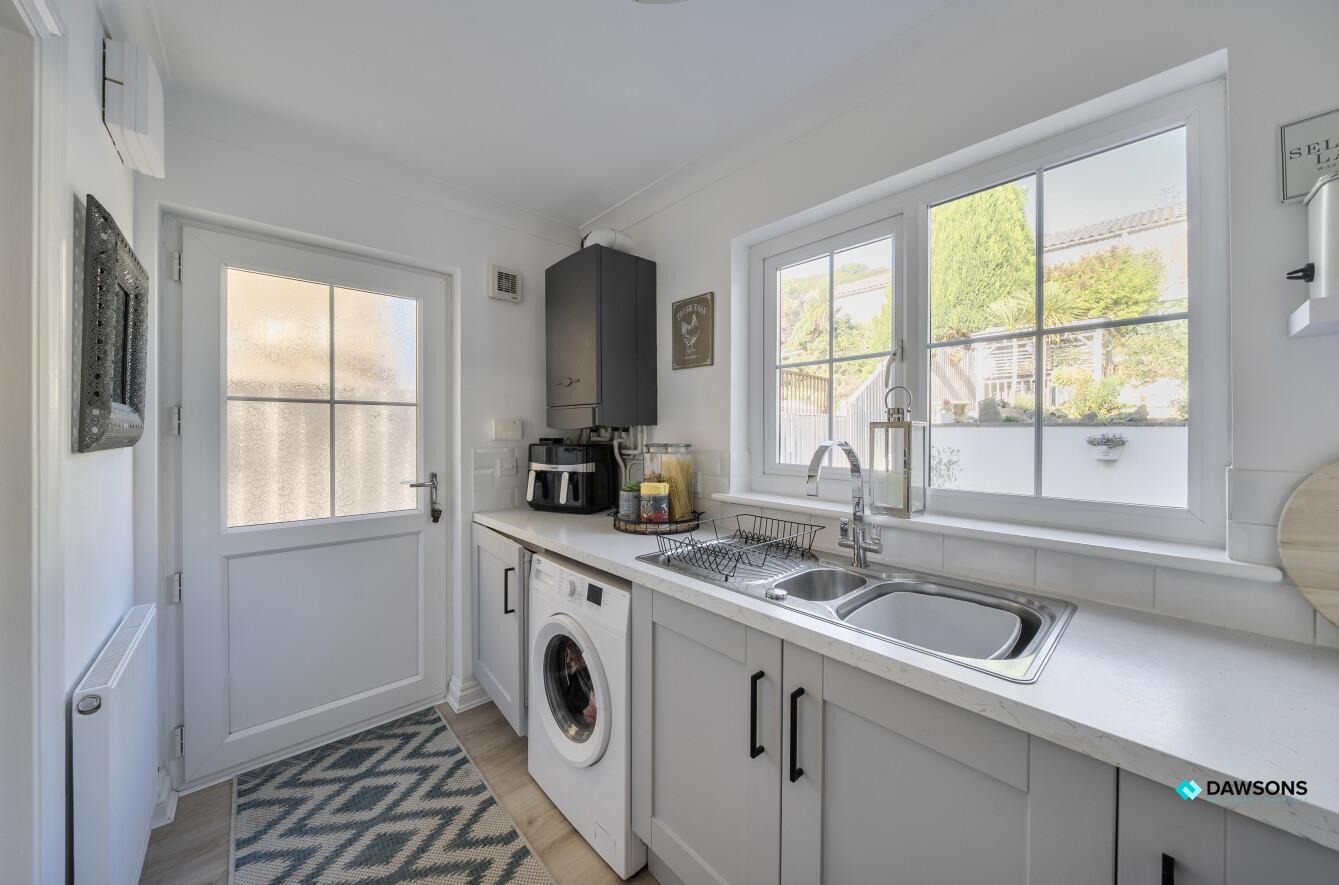 Gwscwm Park, Burry Port, SA16 0DX